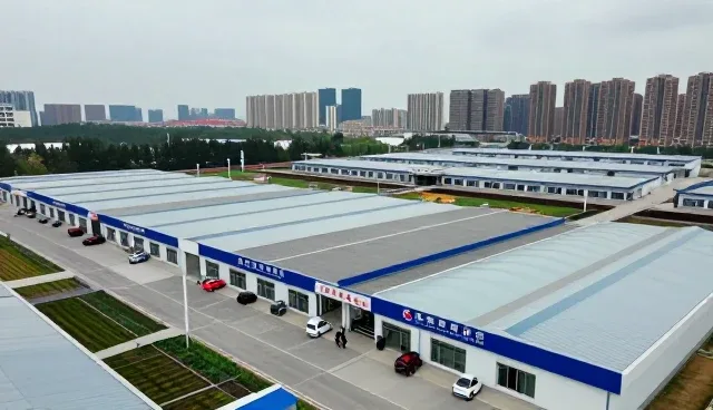 网络架构设计在多场景下的部署实践与挑战